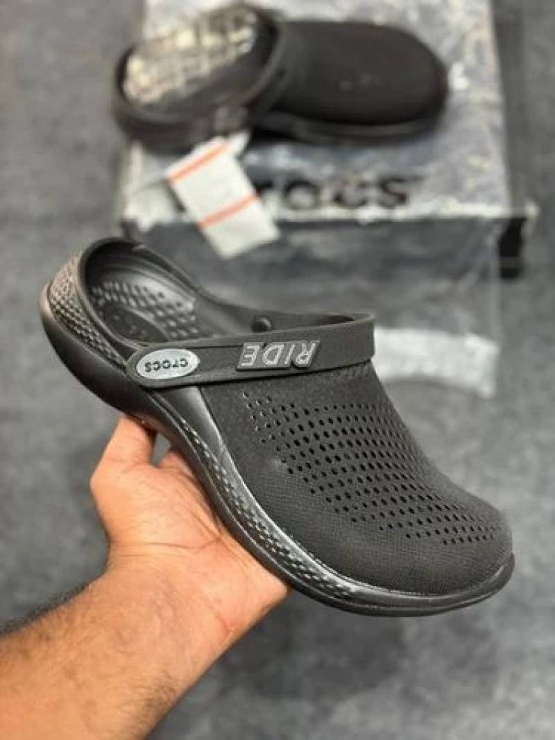 Crocss LITERIDE 360 all black clogs sandal