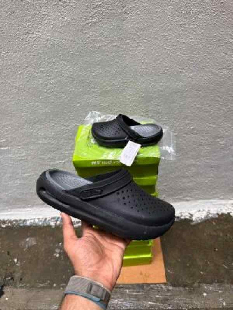 Crocss inmotion LiteRide Clogs Black Grey